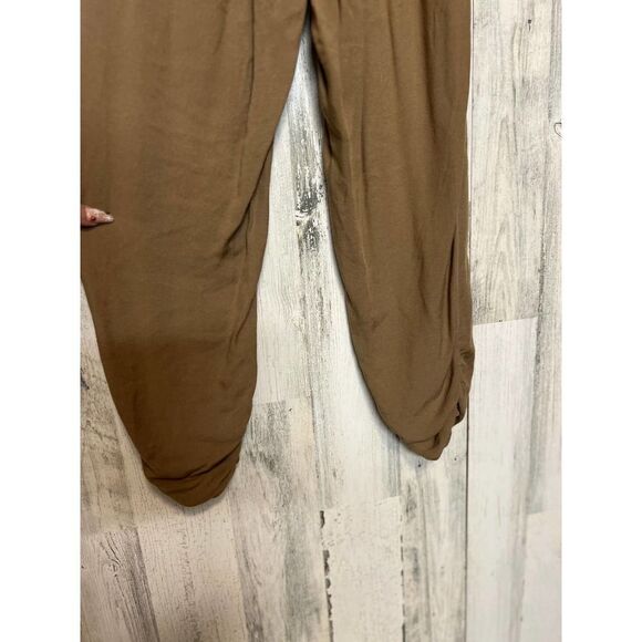 Brown pants - Picture 5 of 9